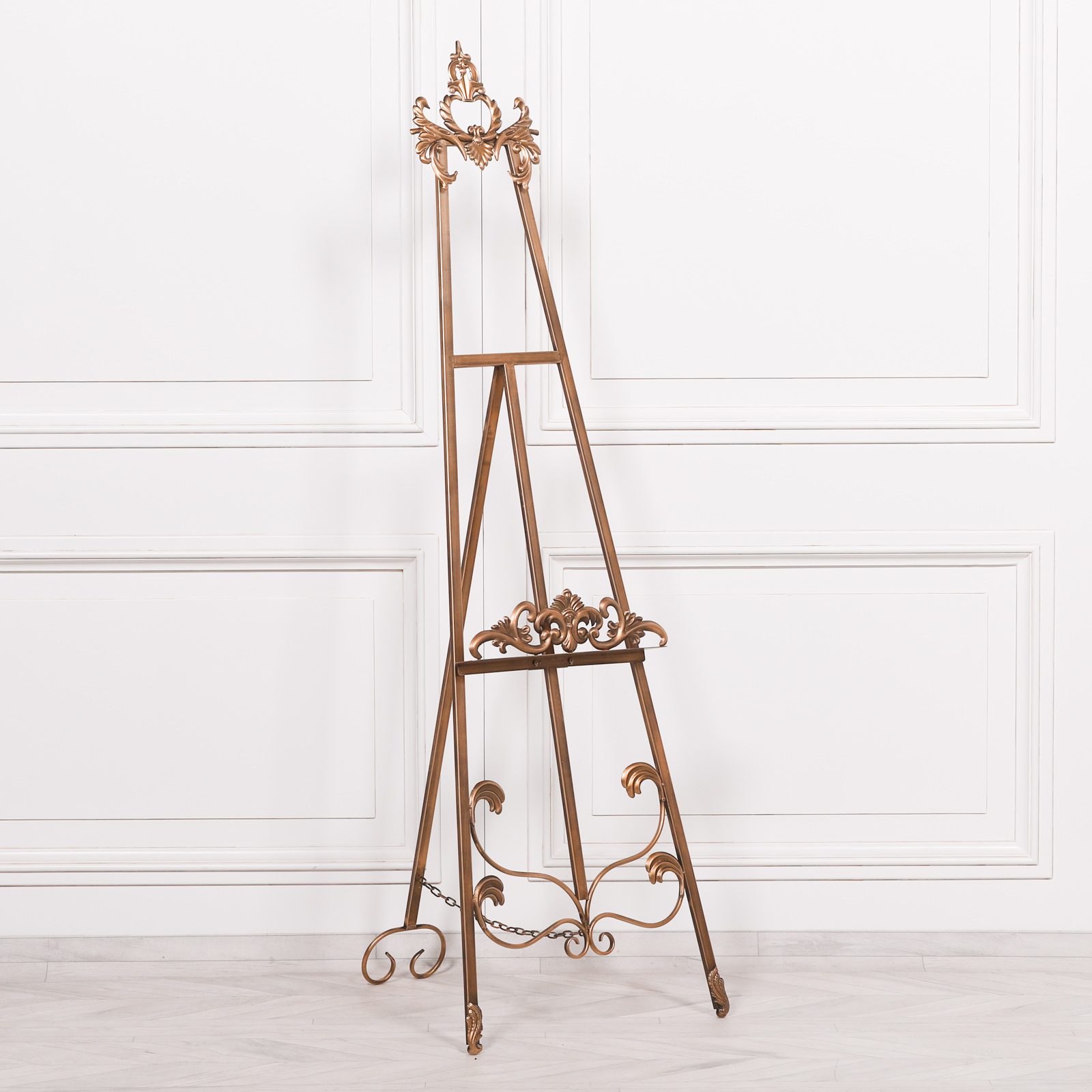 Antiqued Gold Metal Easel 165cm – PRE ORDER ETA of 08/06/24