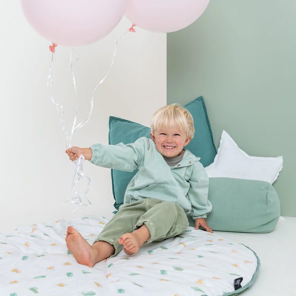 Play Mat – Rainbow Rain
